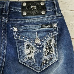 🔴SOLD🔴 Miss Me Skinny jeans